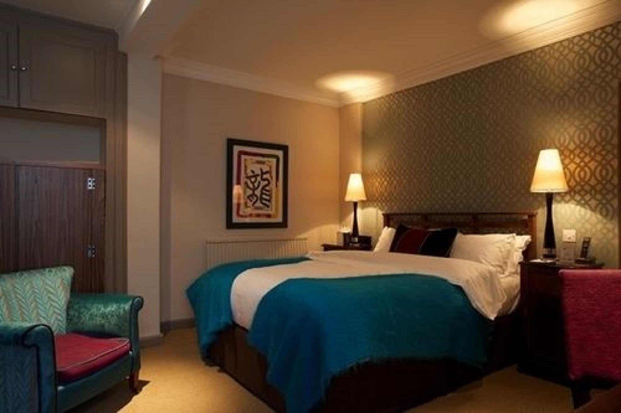 וודסטוק The Feathers Hotel מראה חיצוני תמונה