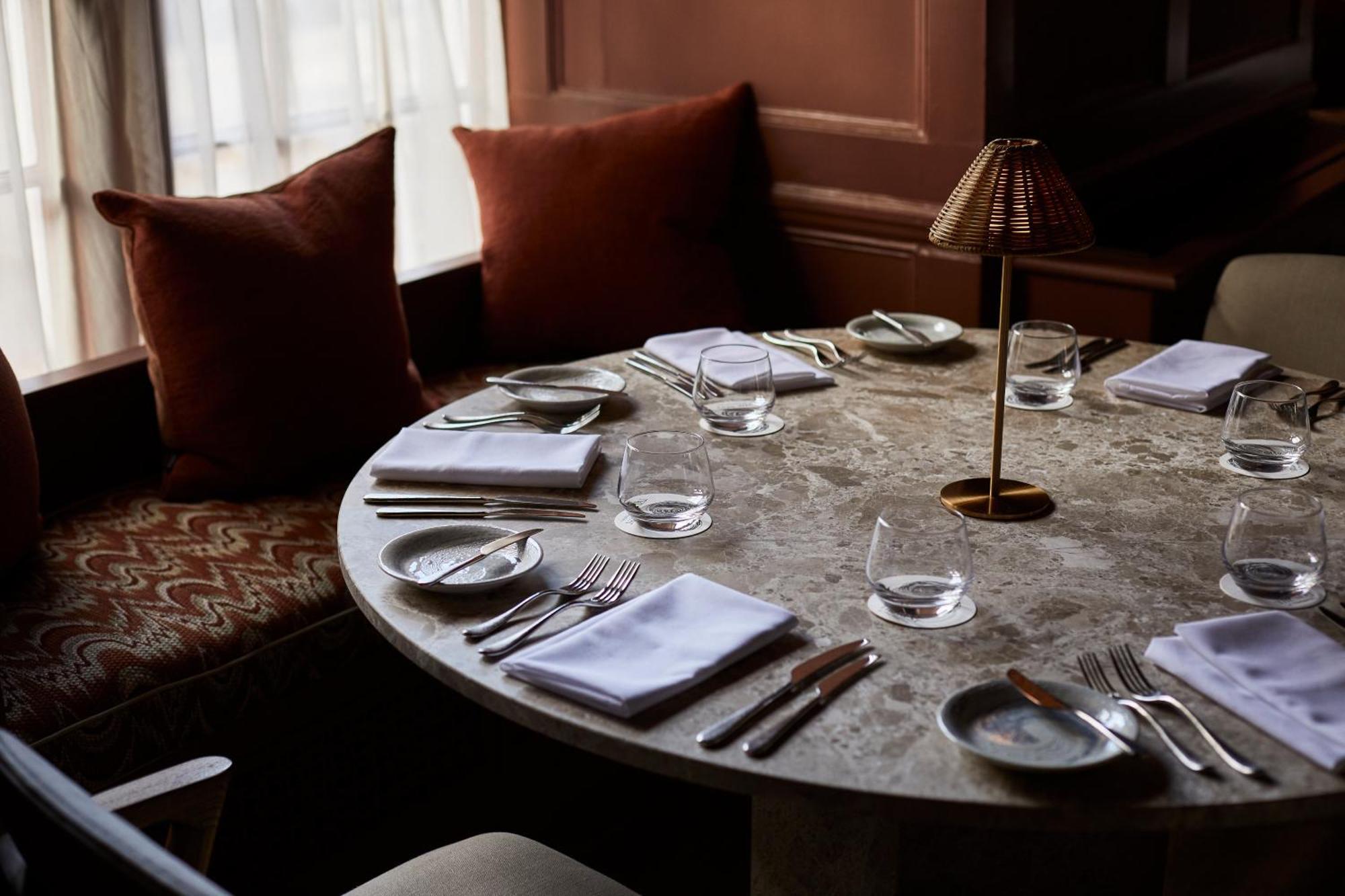 וודסטוק The Feathers Hotel מראה חיצוני תמונה