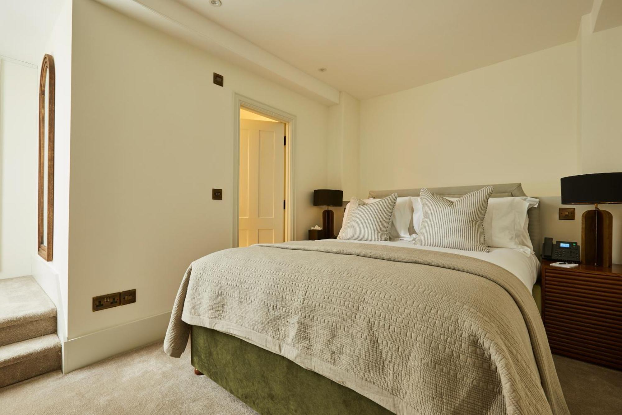 וודסטוק The Feathers Hotel מראה חיצוני תמונה