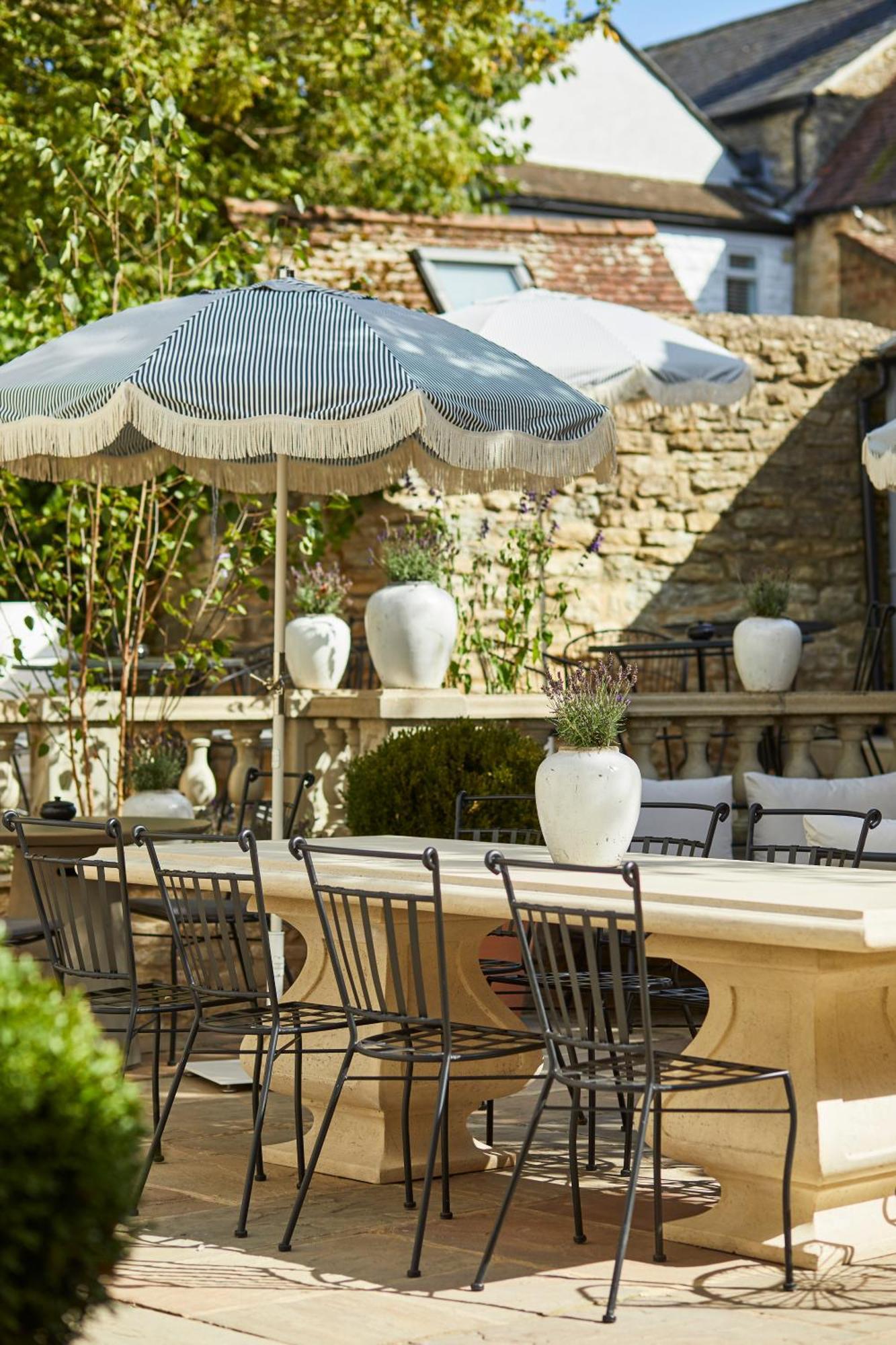 וודסטוק The Feathers Hotel מראה חיצוני תמונה